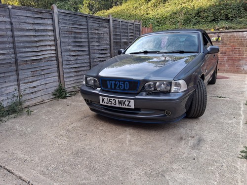 Volvo c70 convertible t - 2.4,
