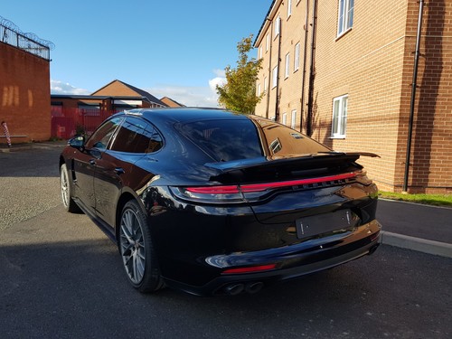 Porsche panamera gts 971 - panamera,